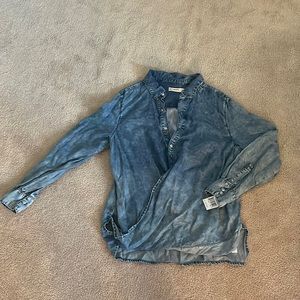 Women’s Denim Shirt